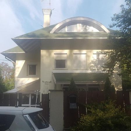 Bliss Apartment Тата Екстер'єр фото